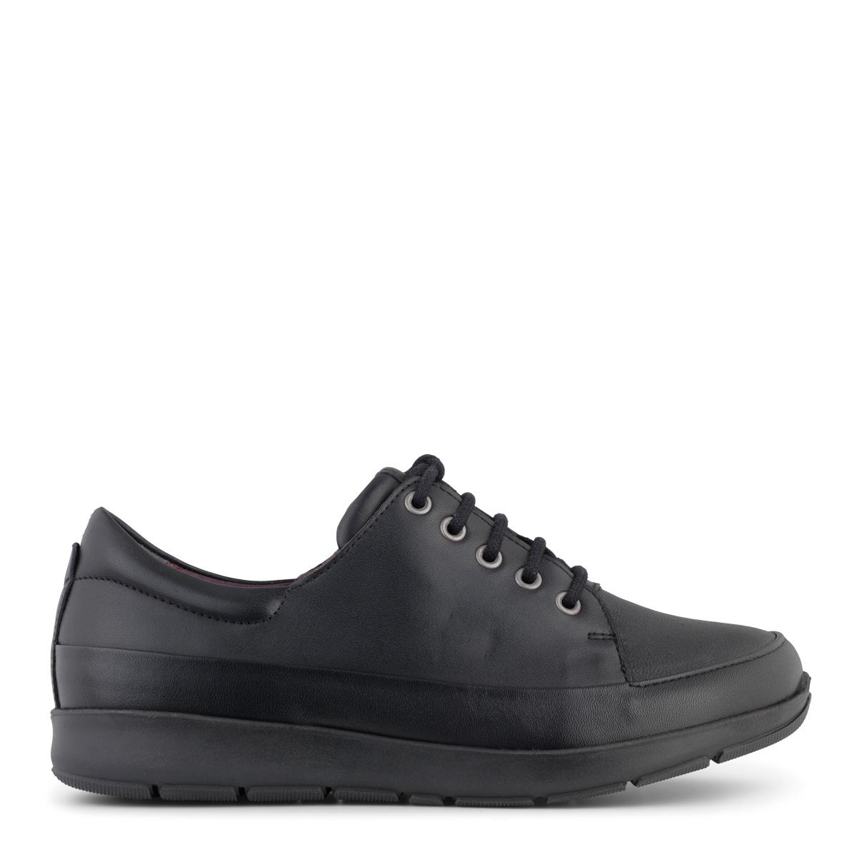Women´s laced shoe