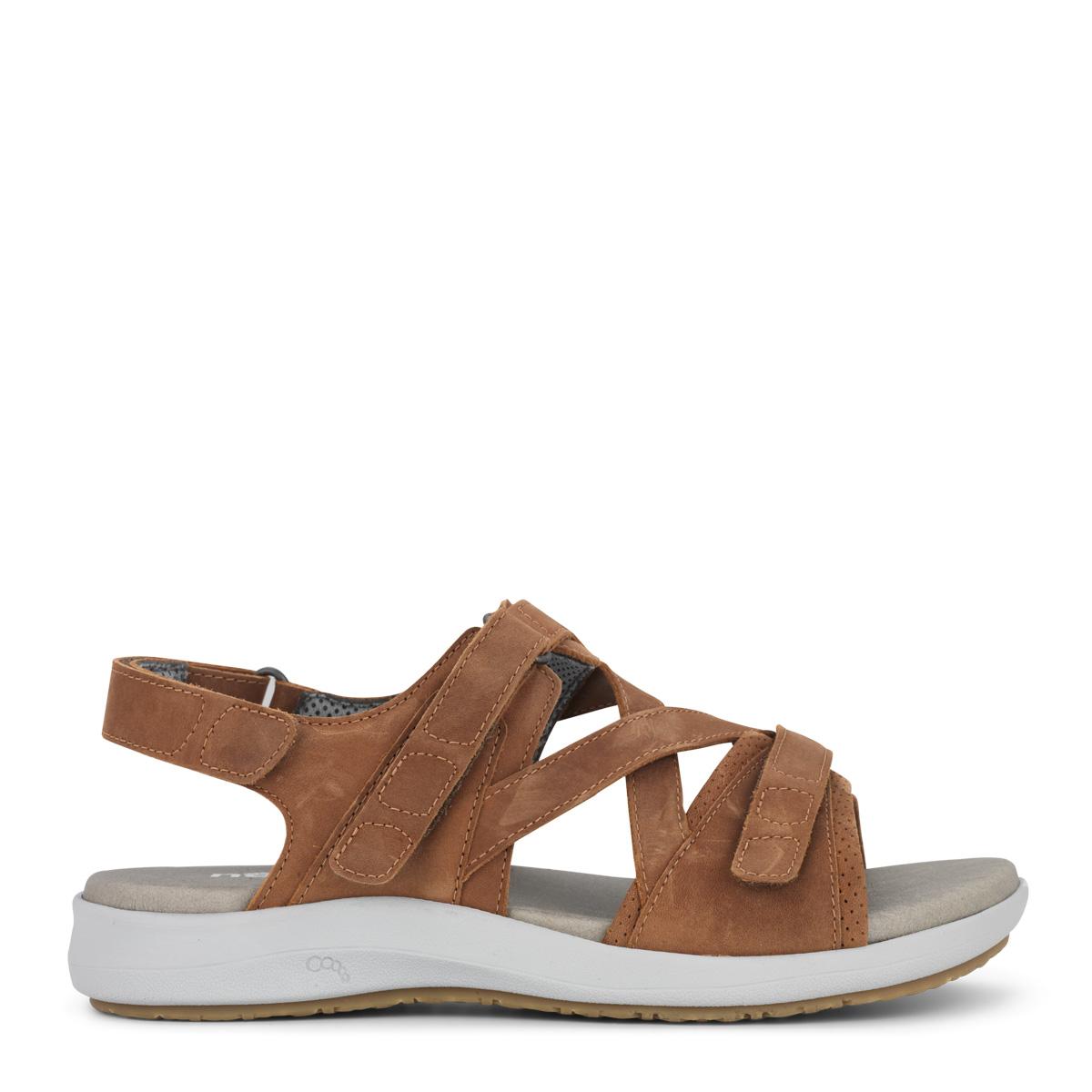 Women's sandal with three adjustable velcro straps