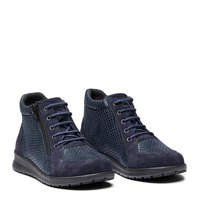 Ankle boot with lace and zip closure for women