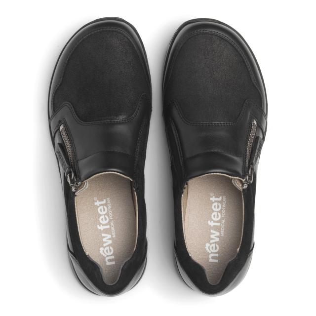 Loafers for women with elastic and zipper at the sides