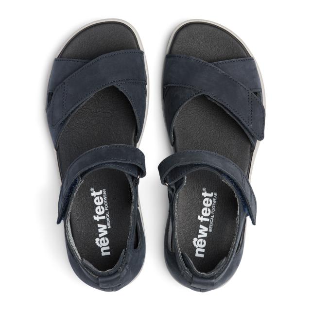 Sandal with adjustable velcro straps and half-open heel cap for women