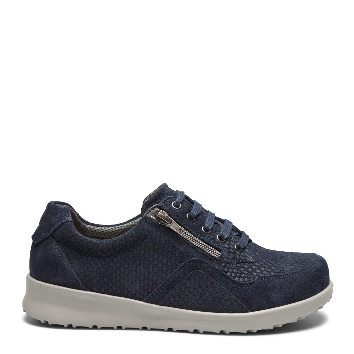 Sporty lace-up shoes with zipper closure - for women