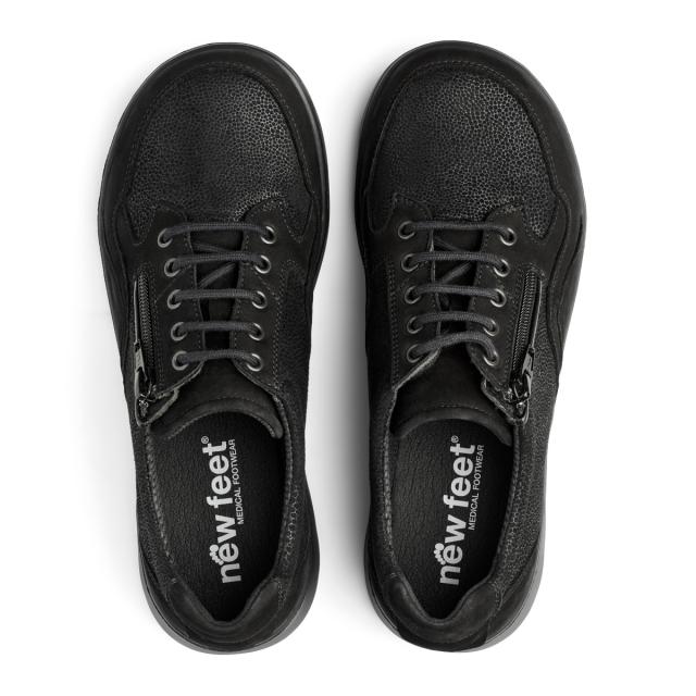 Sporty laced womens shoe with zipper