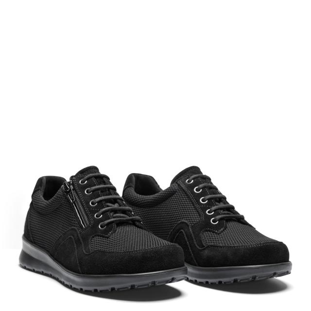 Sporty laced womens shoe with zipper
