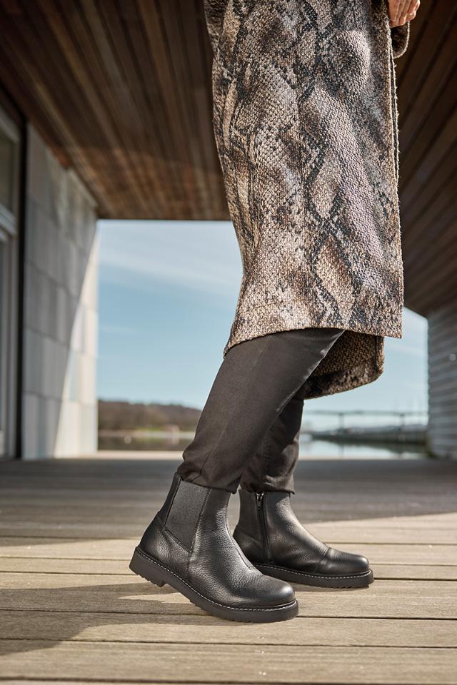 Chelsea boot with elastic and zipper- for Women