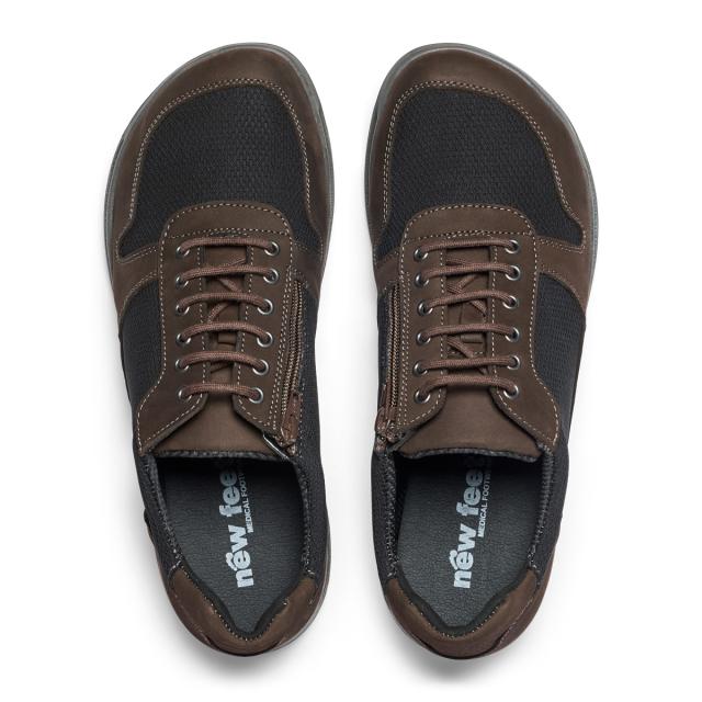Casual men’ s shoe with lace and zip