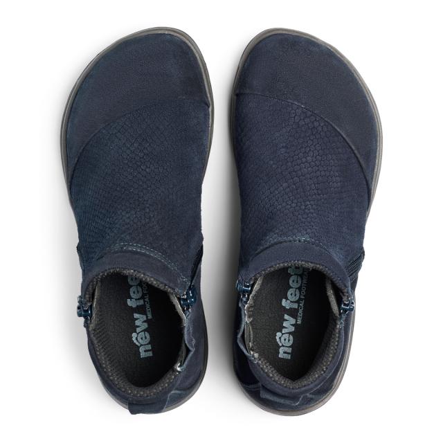 Women´s ankle boot with two zippers