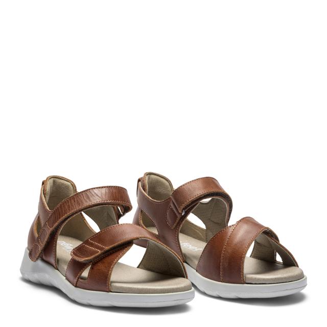 Women´s' sandal with a closed toe and two velcro straps