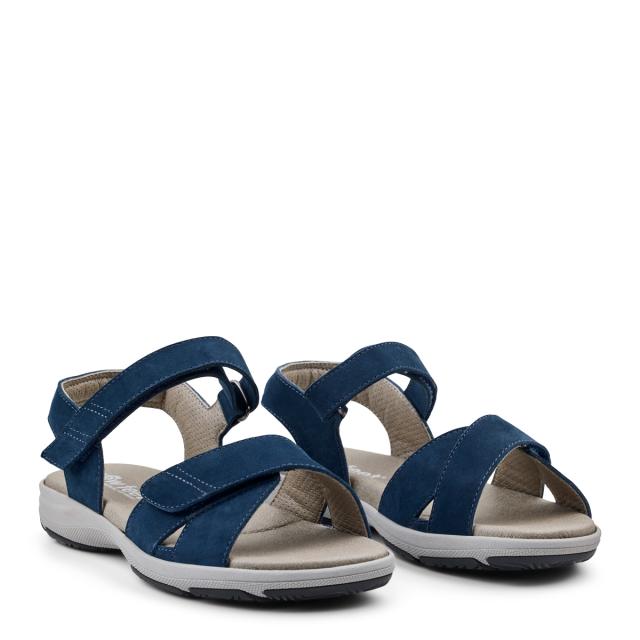 Women´s sandal with heel strap and two velcro straps