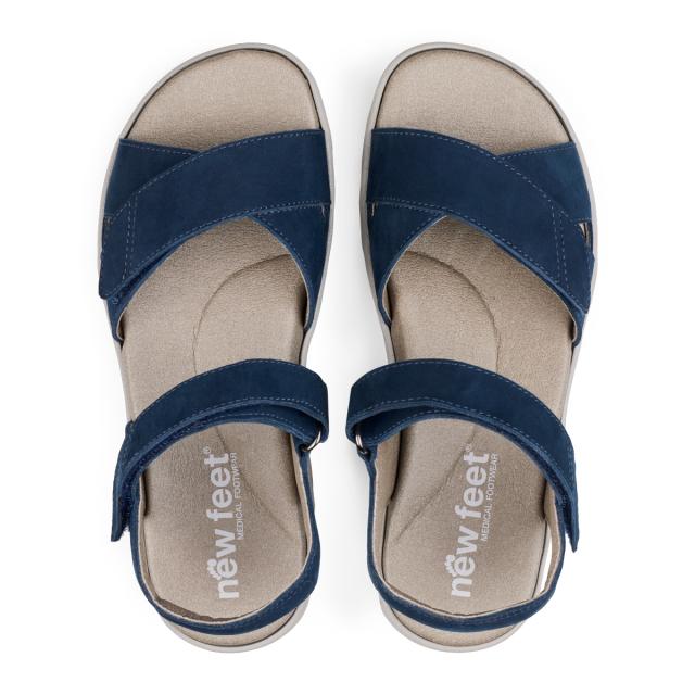 Women´s sandal with heel strap and two velcro straps