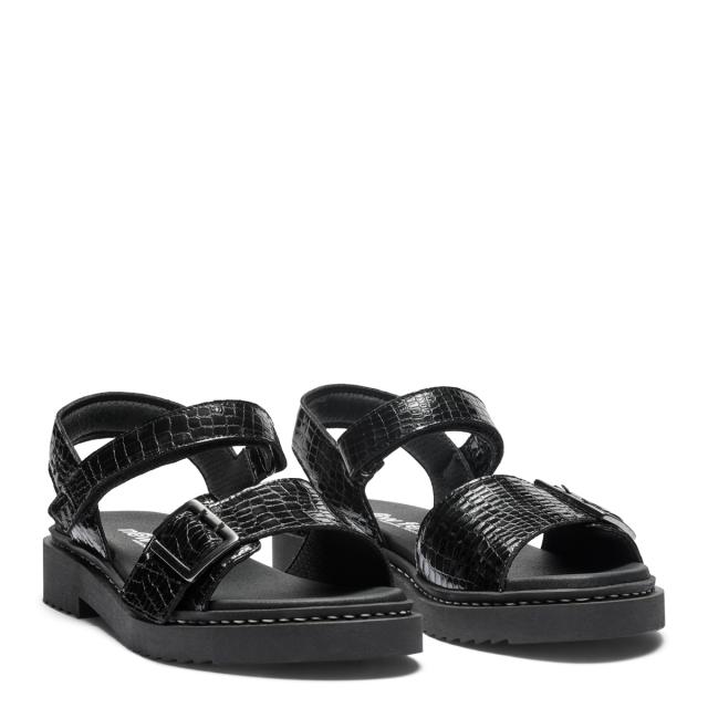 Sandal with velcro and buckle