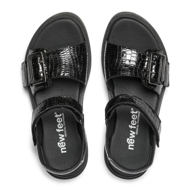 Sandal with velcro and buckle