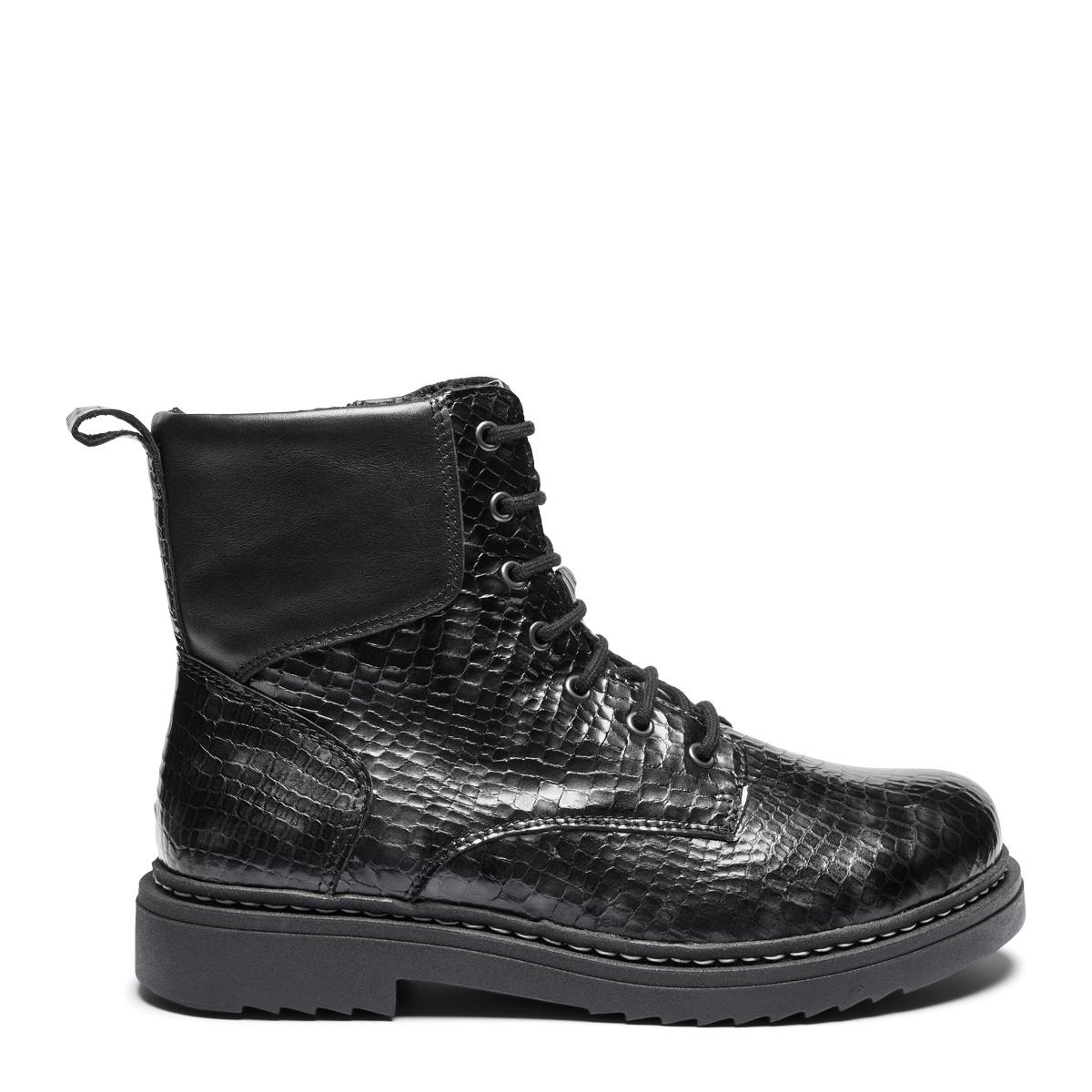 Lace-up boot with textilelining and zipper