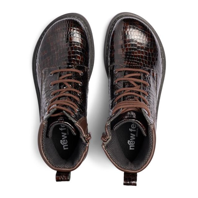 Lace-up boot with textilelining and zipper