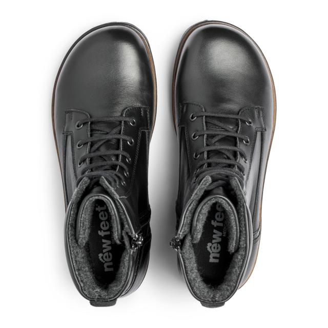Women boot with lace and zipper