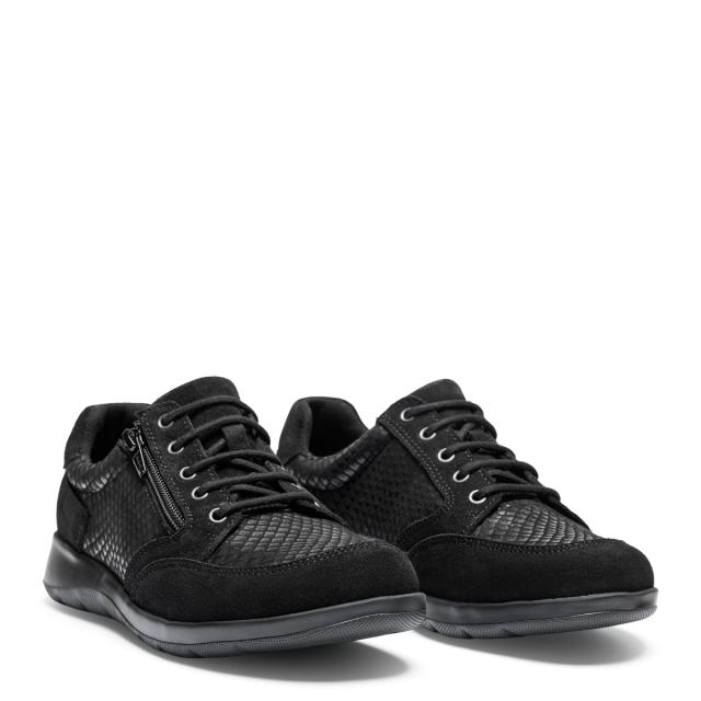 Women´s laced shoe with zipper