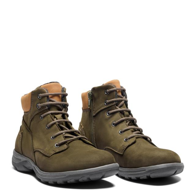 Sporty women boot with lace and zipper