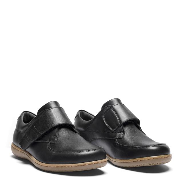Shoe with  wide velcro strap