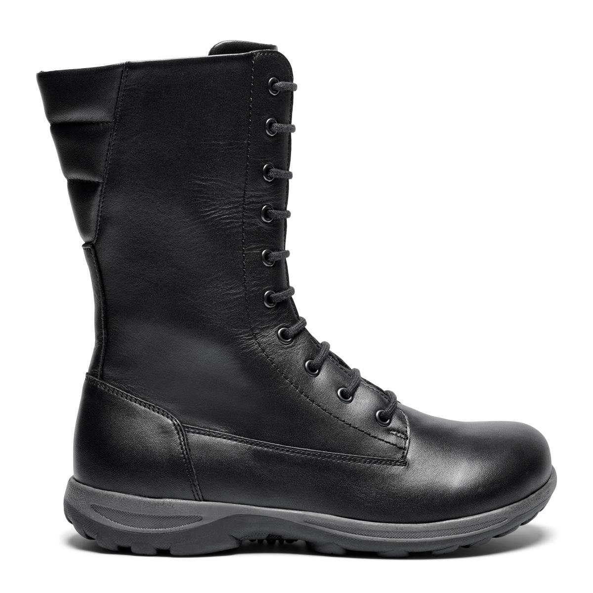 Long-shaft women's boot with zippers and laces