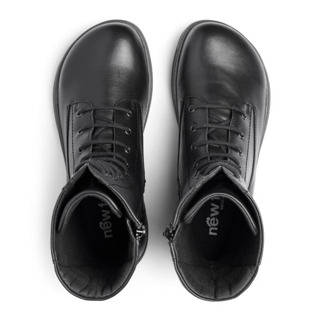 Long-shaft women's boot with zippers and laces