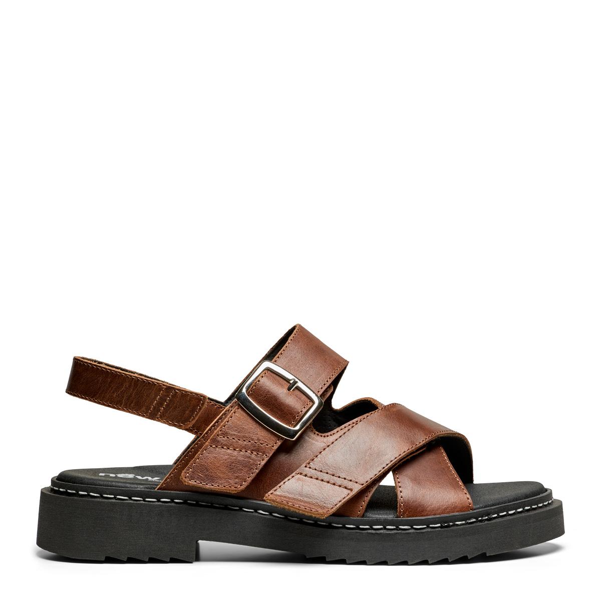 Women's sandal with two Velcro fastenings and an adjustable heel strap