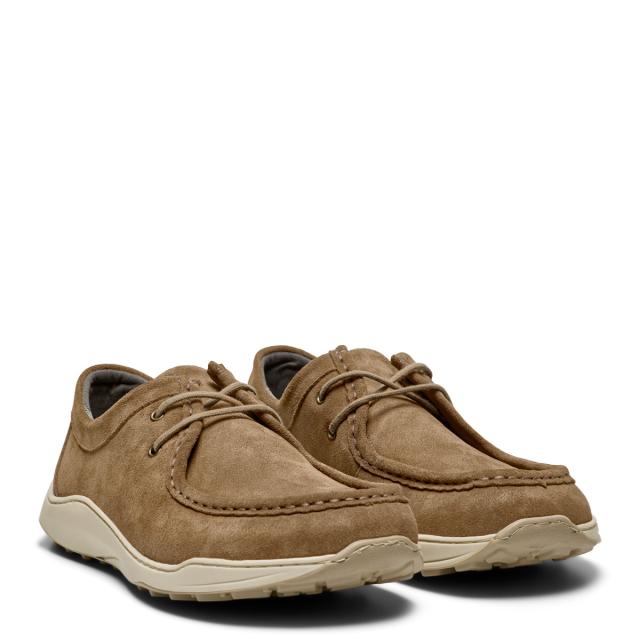 Casual men´s shoe with lace