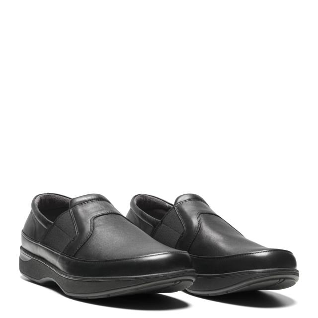 Loafer with elastic in both sides