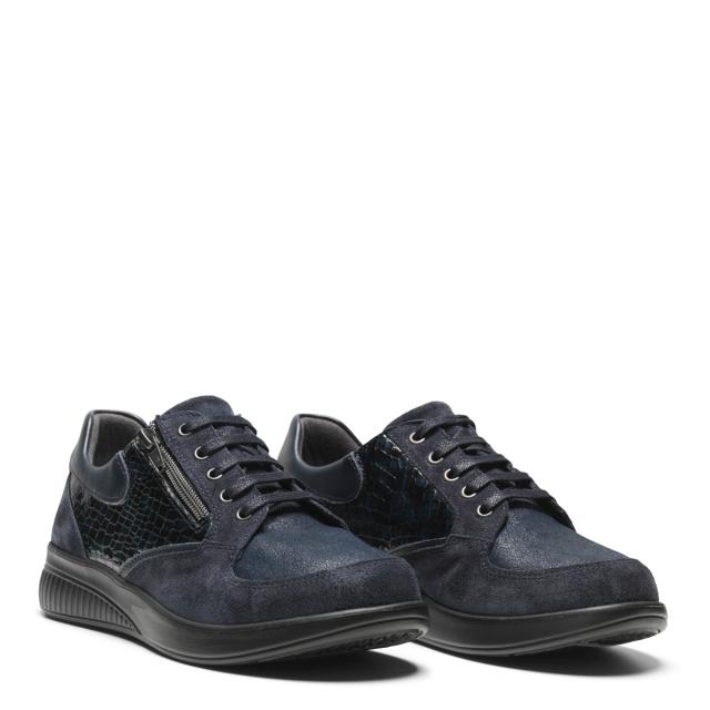 Women's shoes with laces and zipper