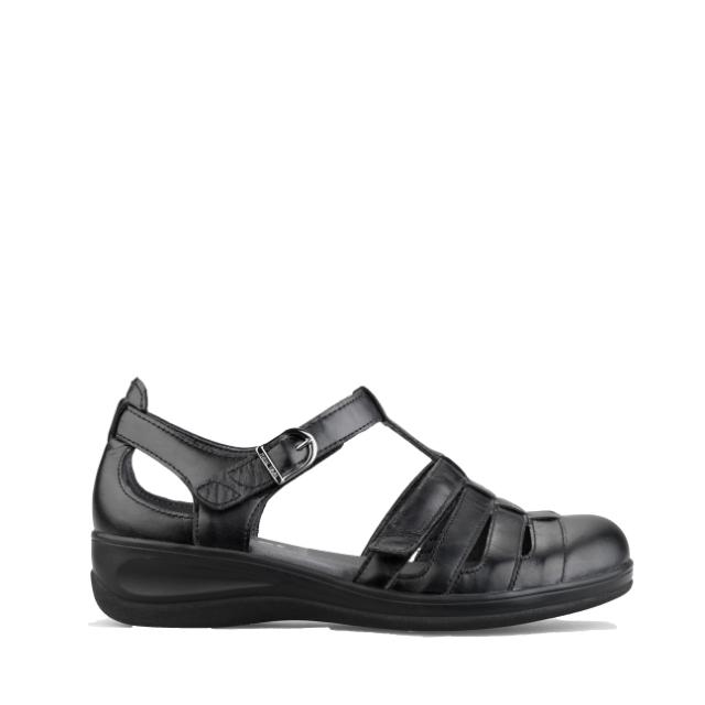 Women's sandal with half-open heel cap, adjustable strap and closed toe