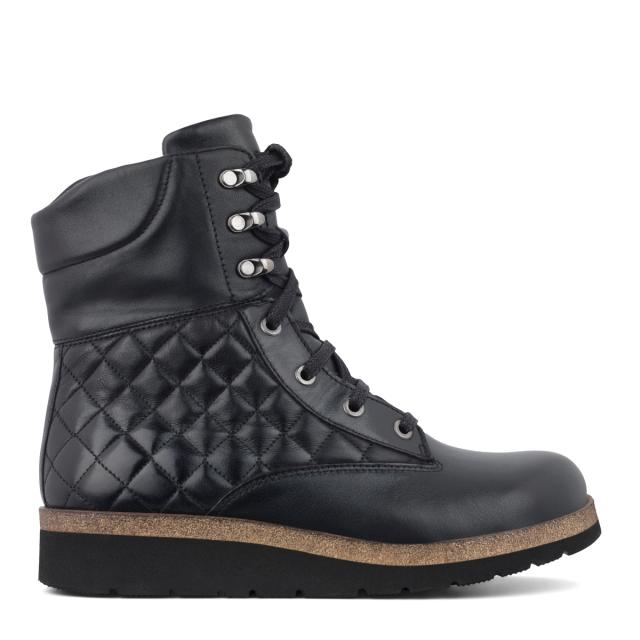Womens boot with lace and zipper
